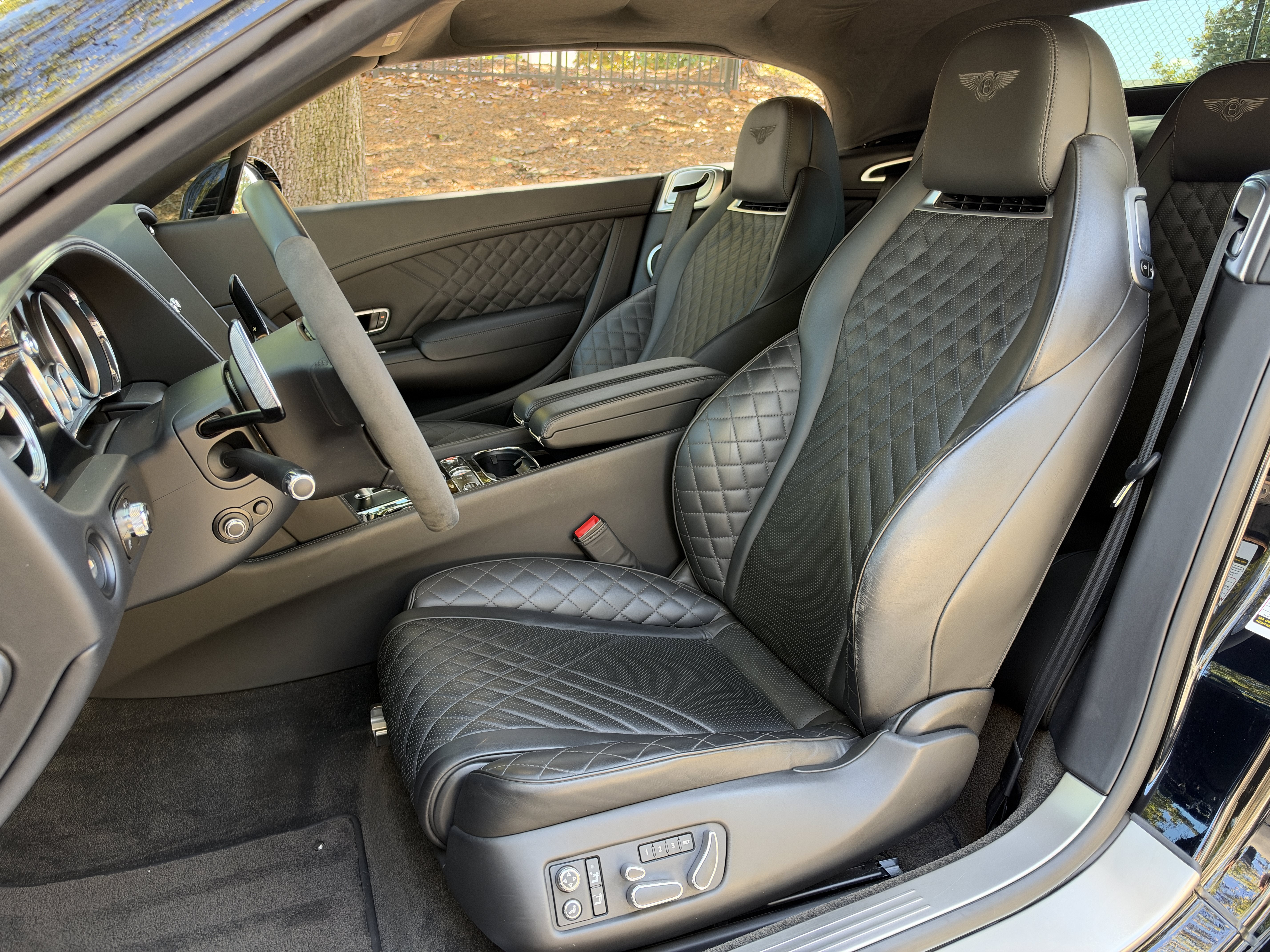 Used 2018 Beluga Bentley GT Supersports image 19