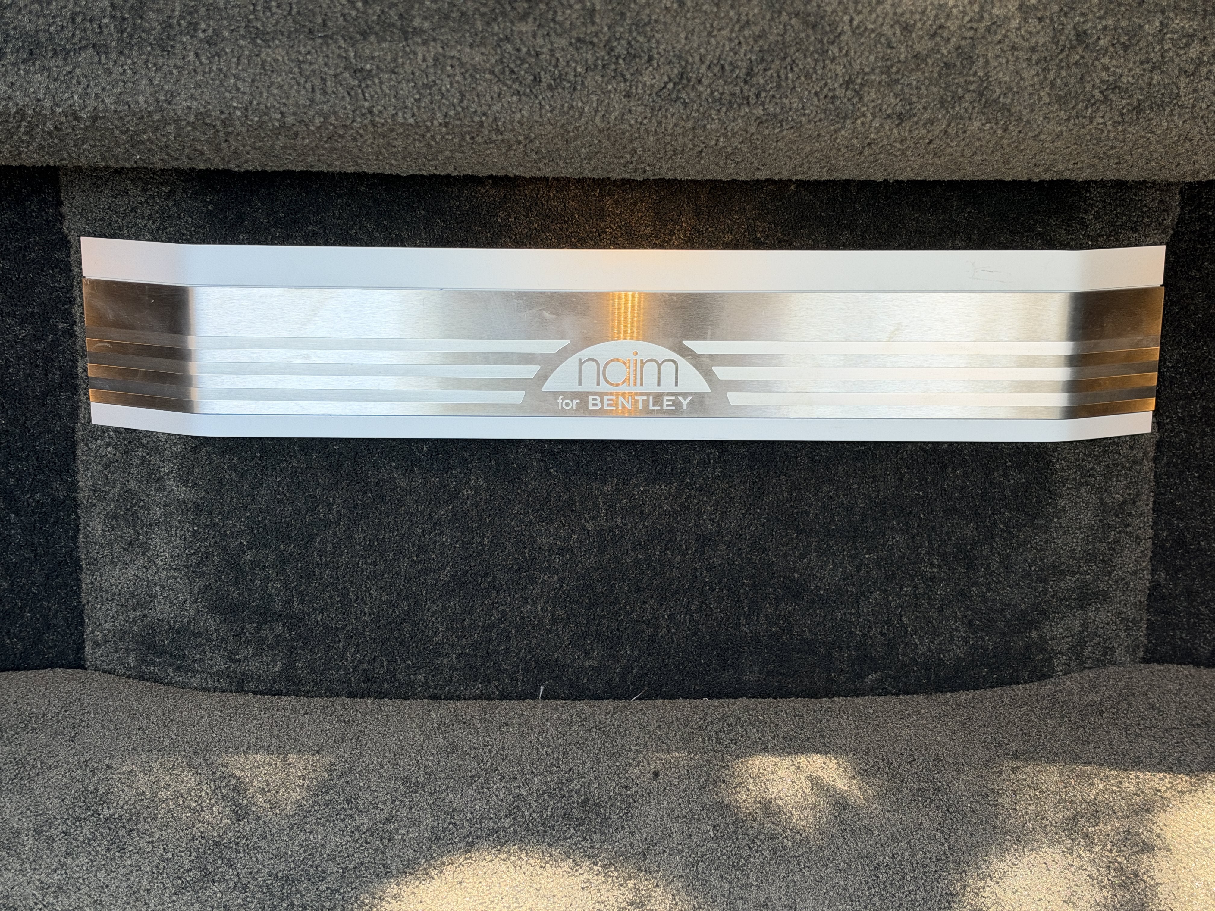 Used 2018 Beluga Bentley GT Supersports image 40