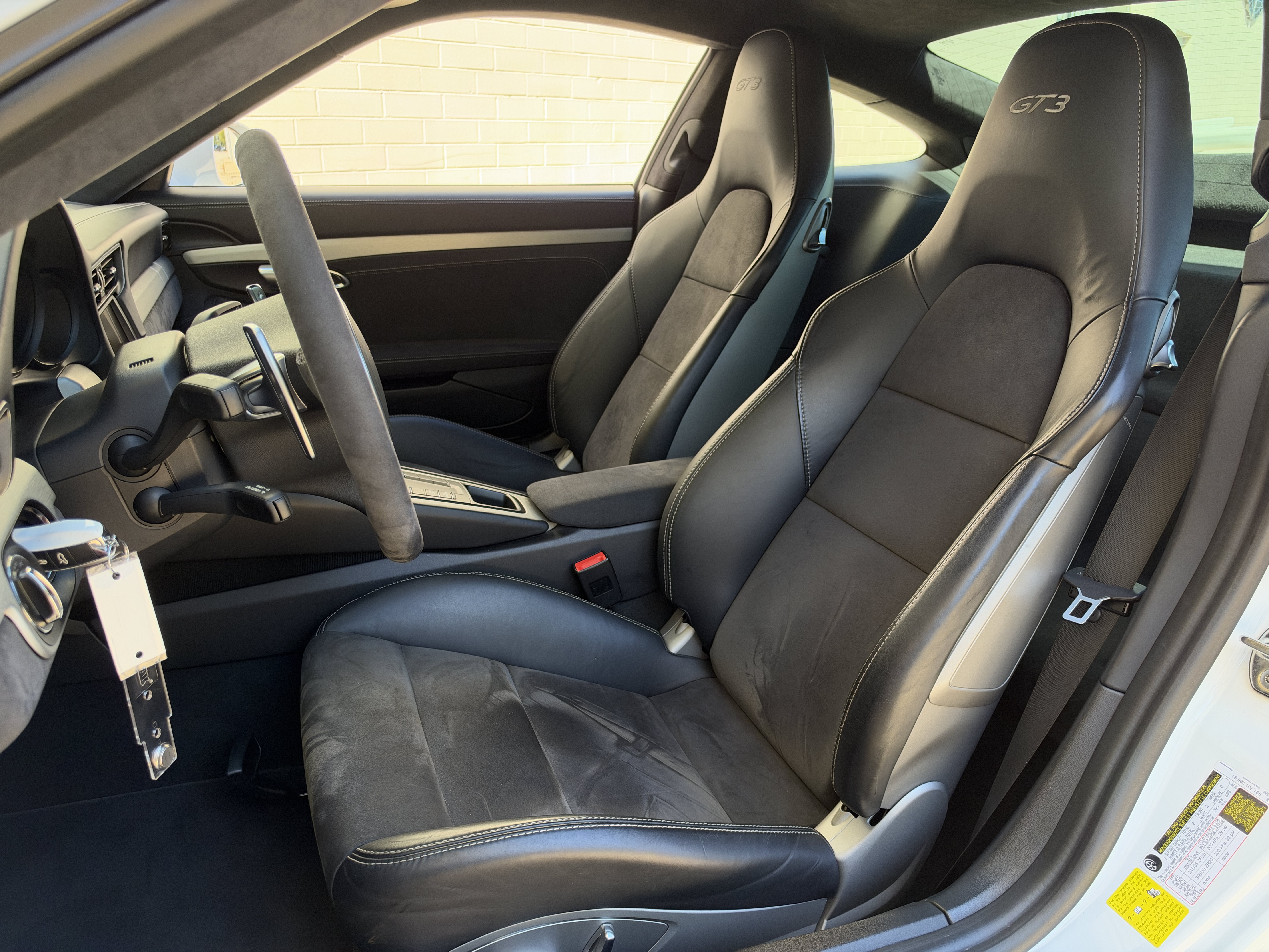 Used 2015 White Porsche GT3 image 14