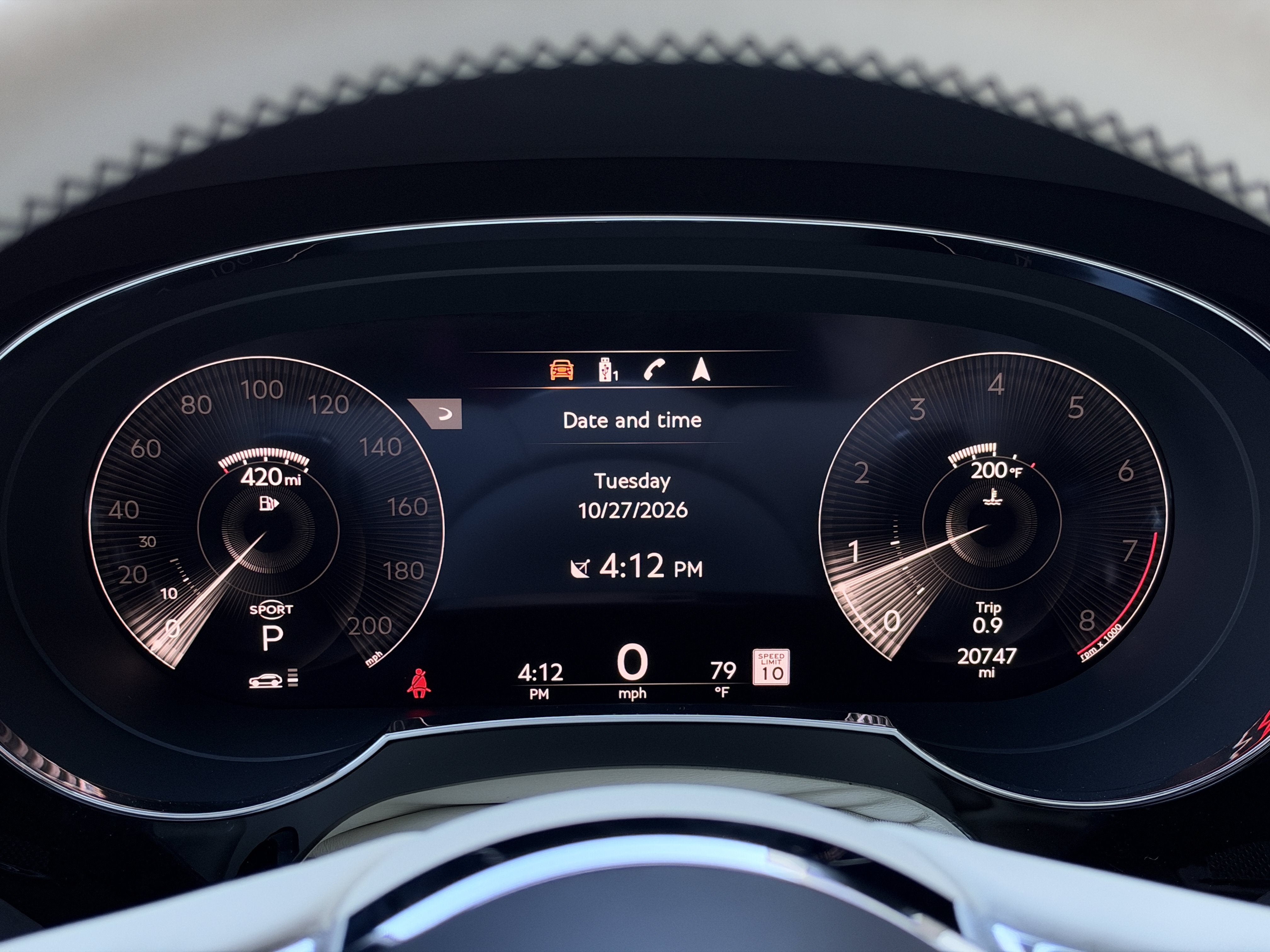 Used 2023 Beluga Bentley Azure image 19