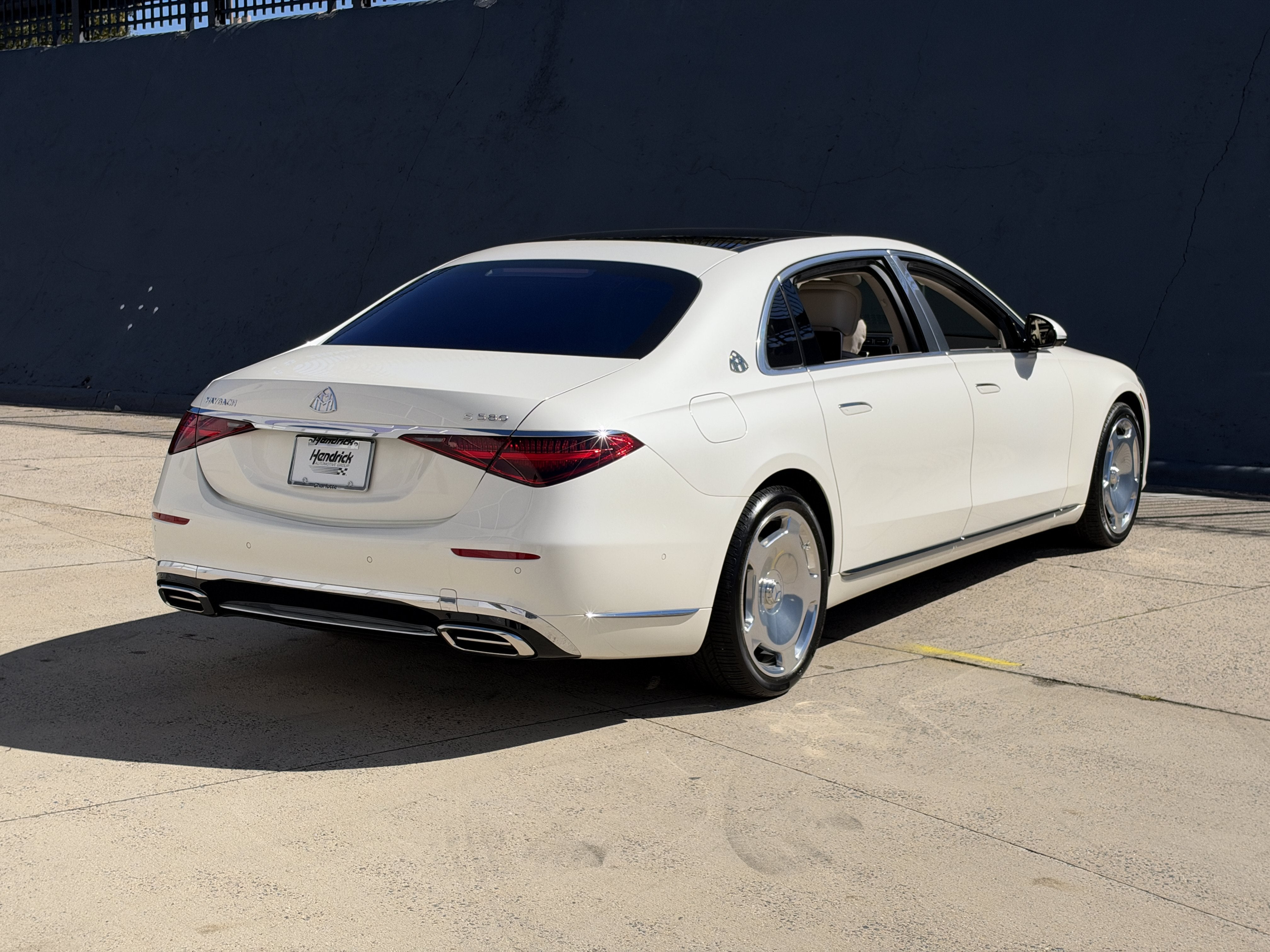 Used 2023 White Mercedes-Benz Maybach S 580 4MATIC® image 3