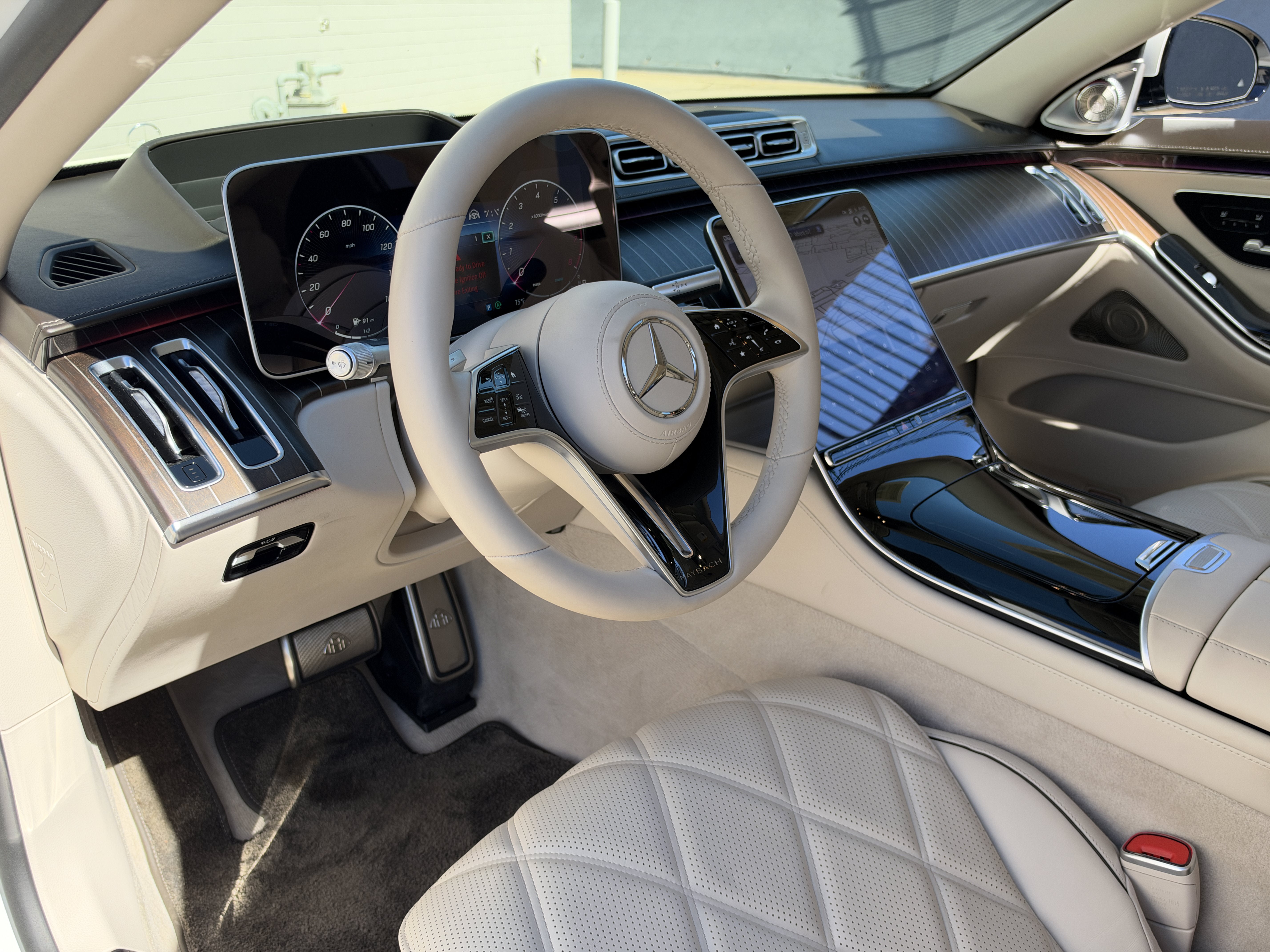 Used 2023 White Mercedes-Benz Maybach S 580 4MATIC® image 14