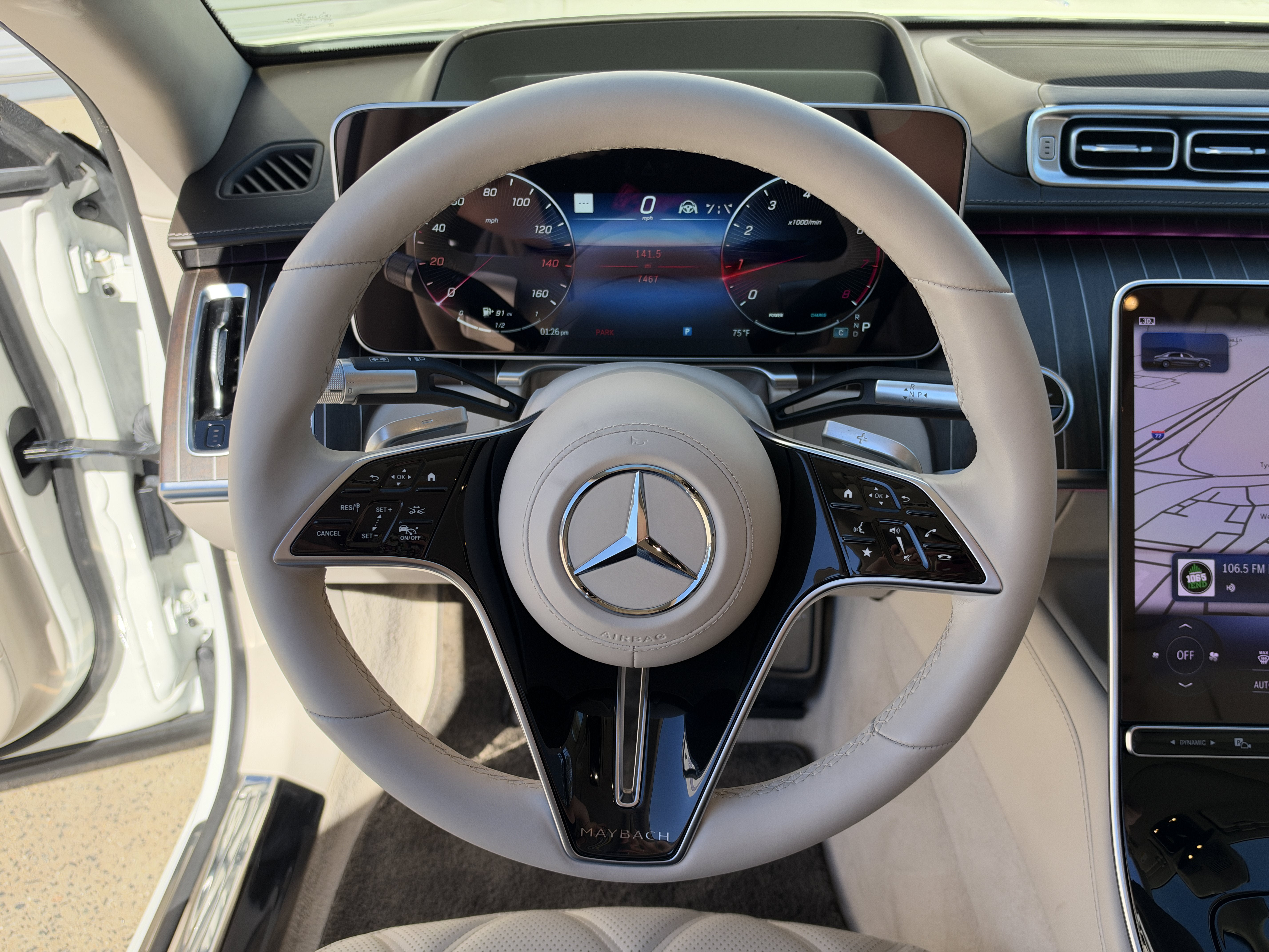 Used 2023 White Mercedes-Benz Maybach S 580 4MATIC® image 16