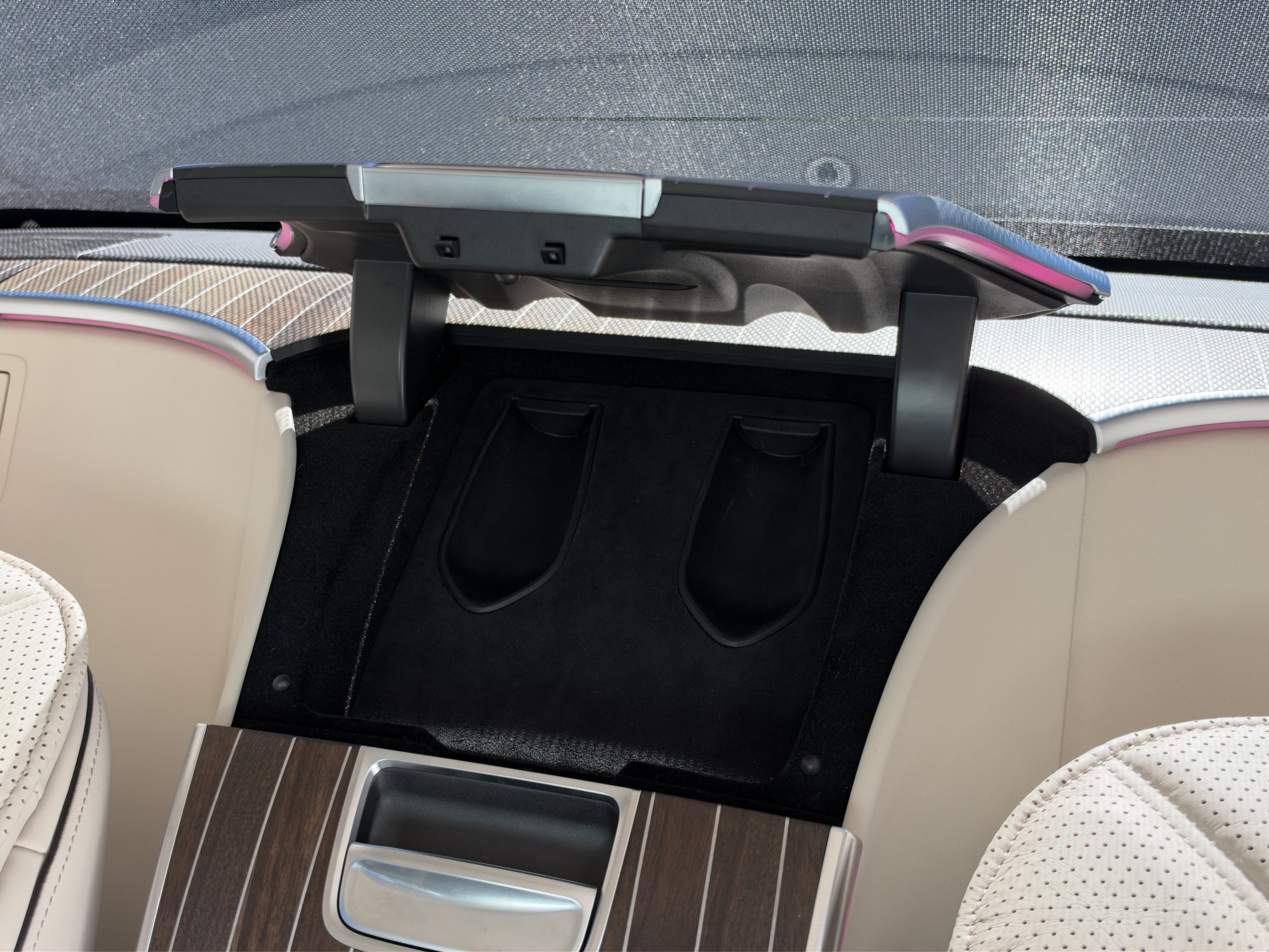 Used 2023 White Mercedes-Benz Maybach S 580 4MATIC® image 47