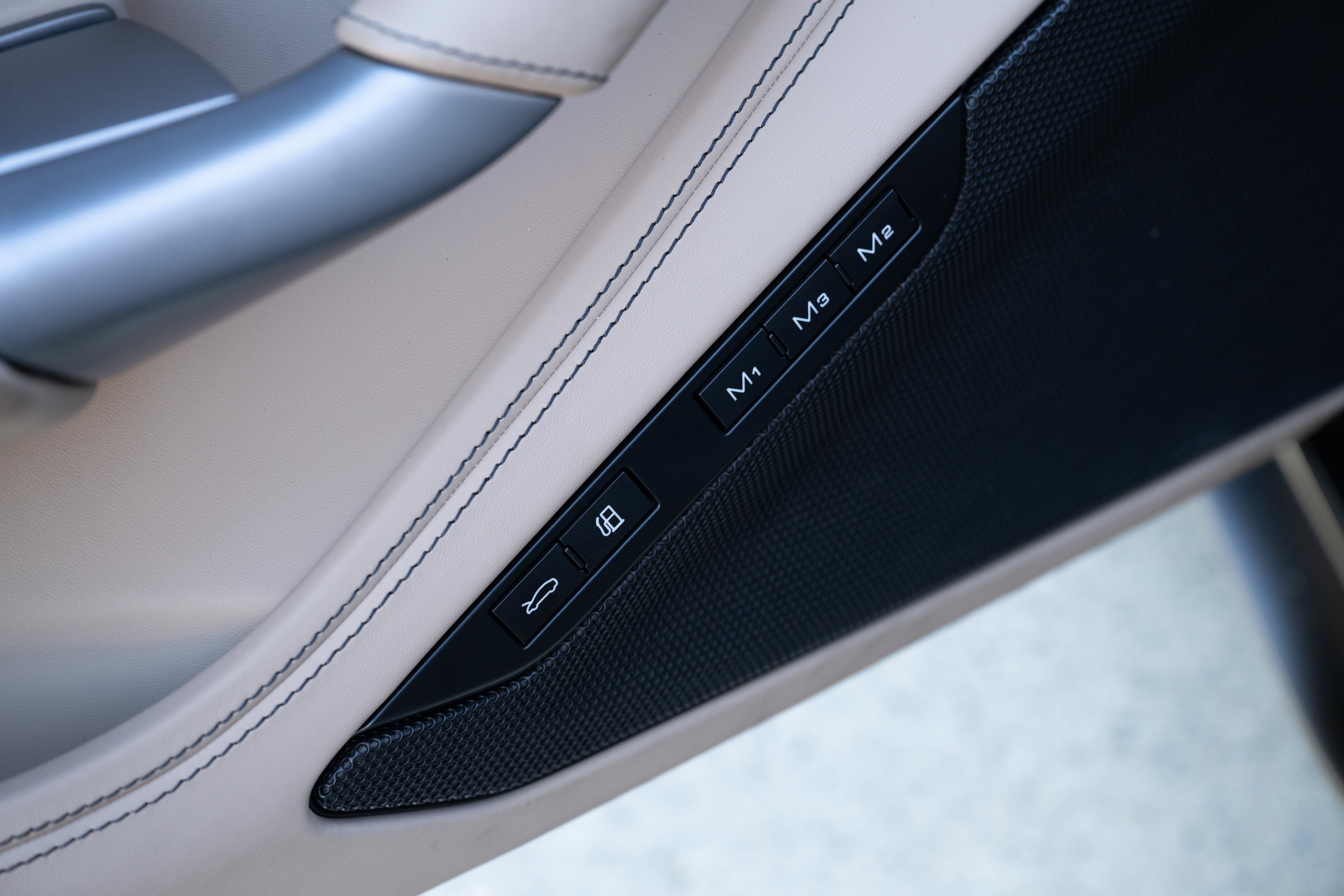 Used 2023 Grigio Silverstone Ferrari  image 29