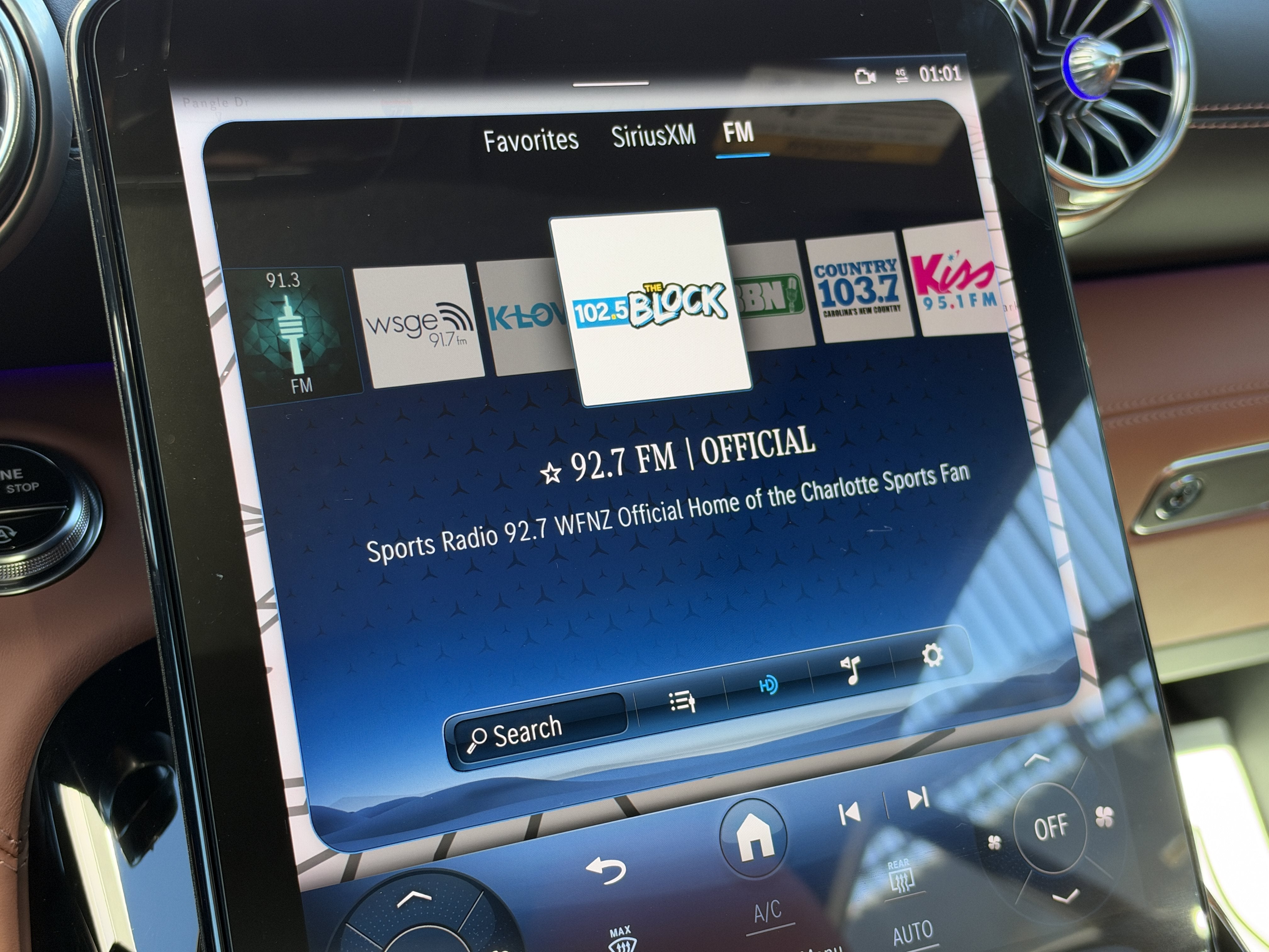 Used 2024 White Mercedes-Benz 55 image 20