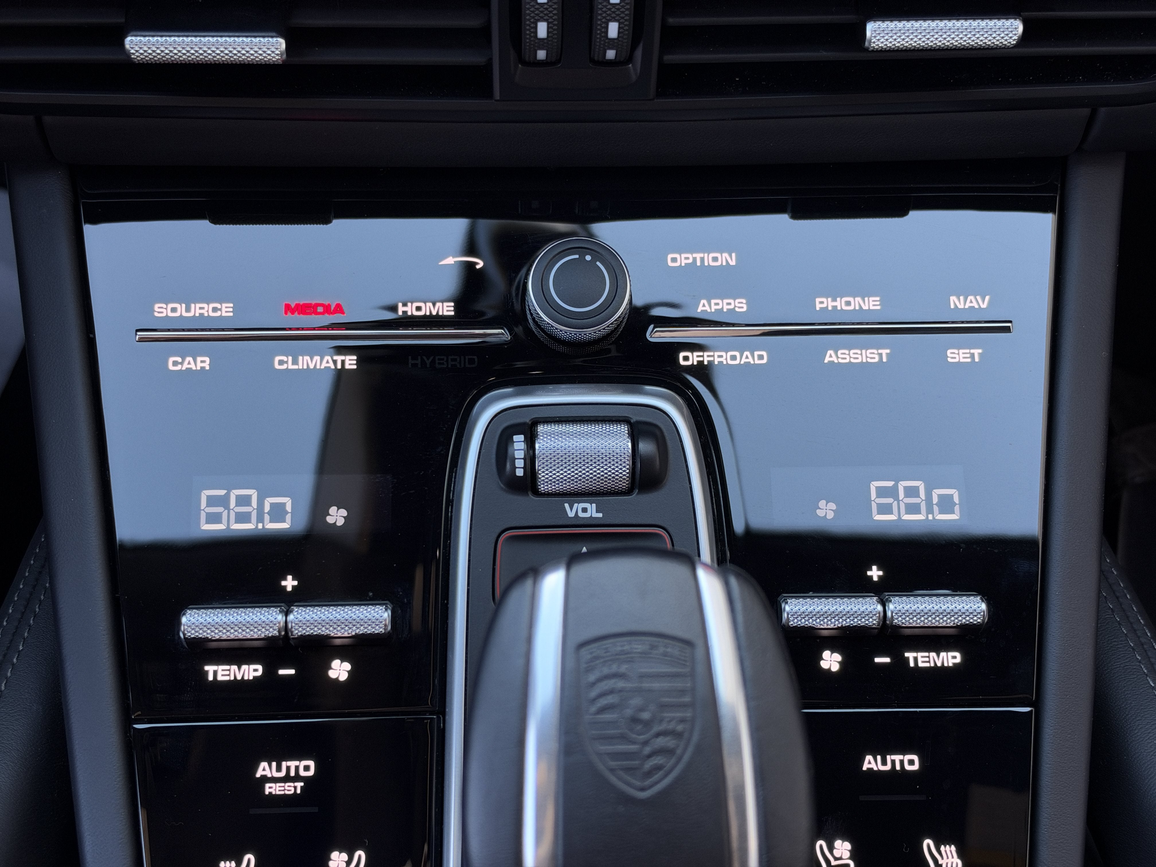 Used 2023 Chalk Porsche GTS image 28