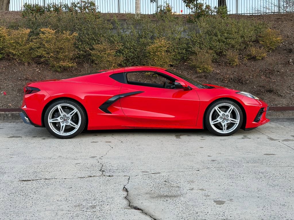 2dr Stingray Cpe w/2LT