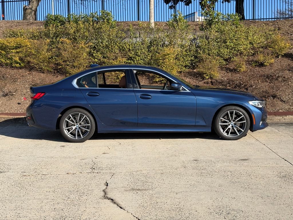 330i Sedan North America