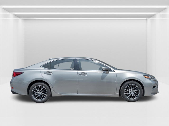 2017 Lexus ES