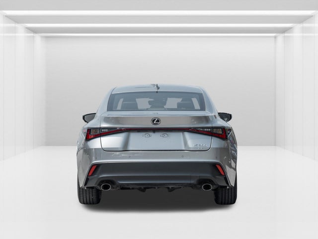 2022 Lexus IS