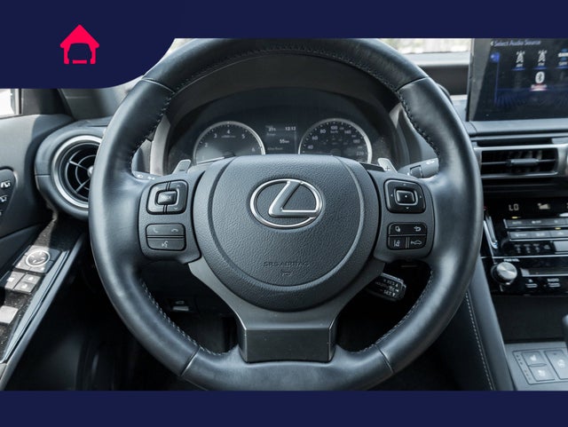 2022 Lexus IS