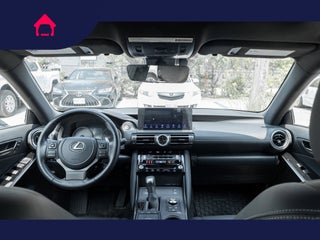 2022 Lexus IS