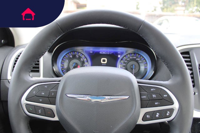2023 Chrysler 300