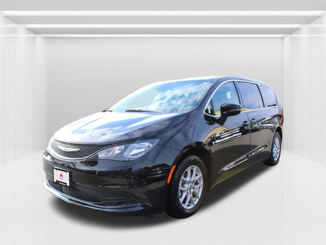 2024 Chrysler Voyager