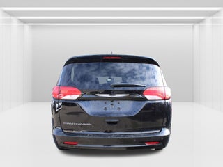 2024 Chrysler Voyager