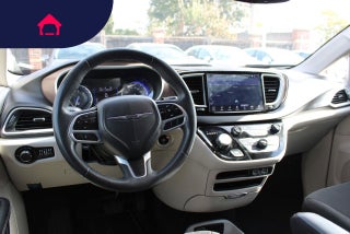 2024 Chrysler Voyager