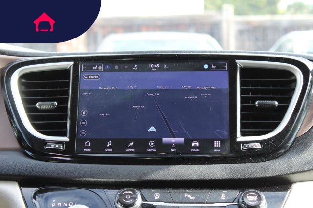 2024 Chrysler Voyager