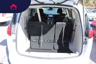 2024 Chrysler Voyager