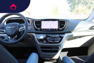 2024 Chrysler Voyager