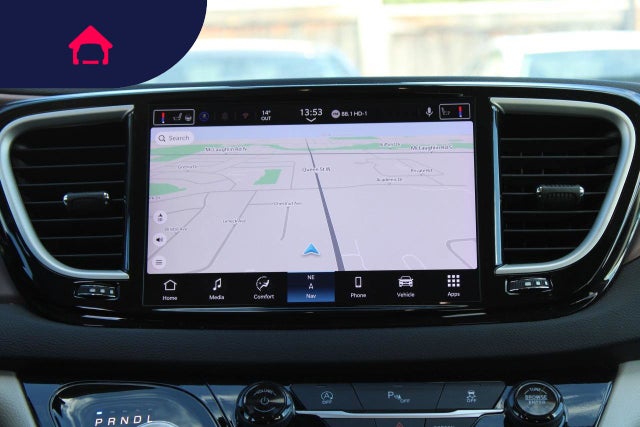 2024 Chrysler Voyager