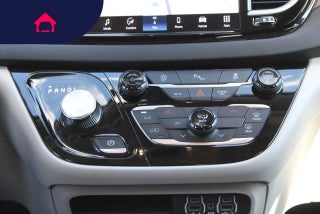 2024 Chrysler Voyager