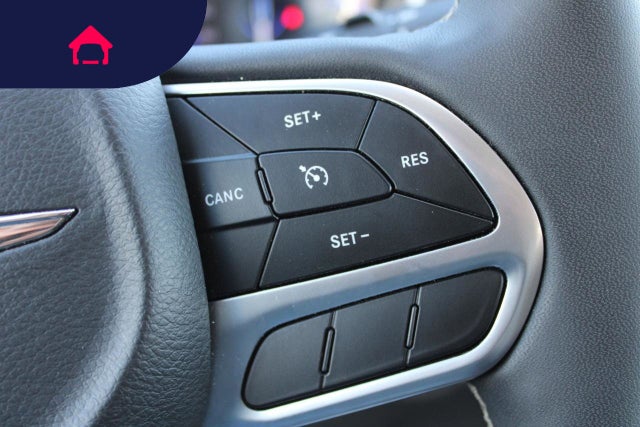 2024 Chrysler Voyager