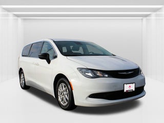 2024 Chrysler Voyager