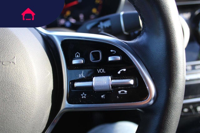 2023 Mercedes-Benz GLC