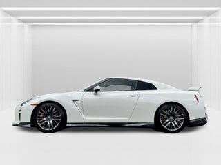 2017 Nissan GT-R