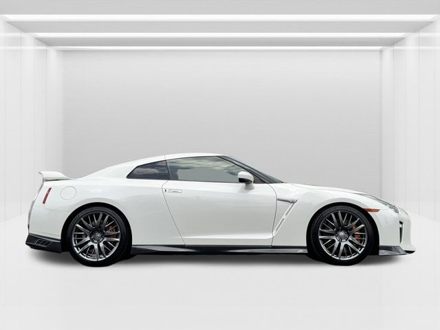 2017 Nissan GT-R