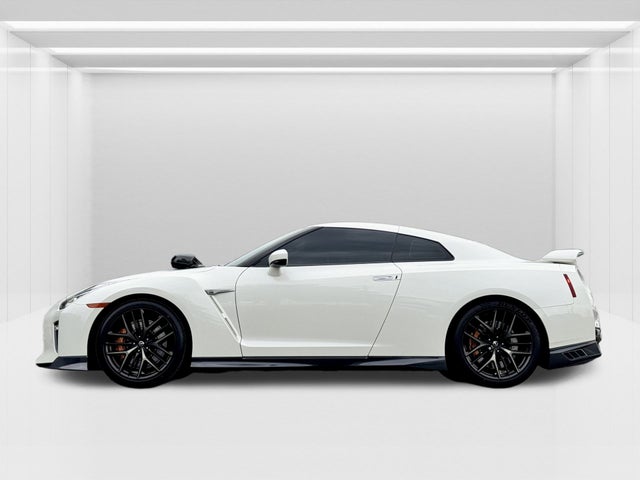 2017 Nissan GT-R