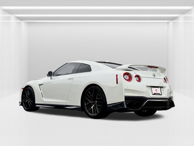 2017 Nissan GT-R