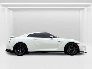 2017 Nissan GT-R