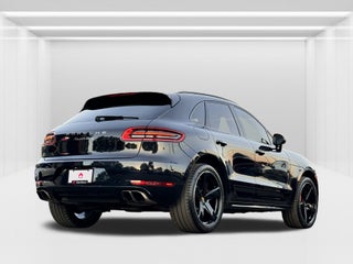 2016 Porsche Macan