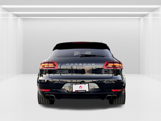 2016 Porsche Macan