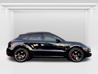 2016 Porsche Macan