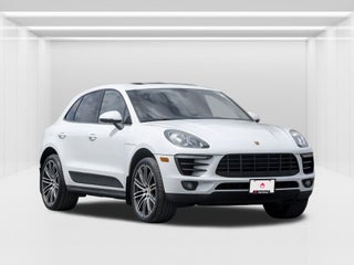 2016 Porsche Macan