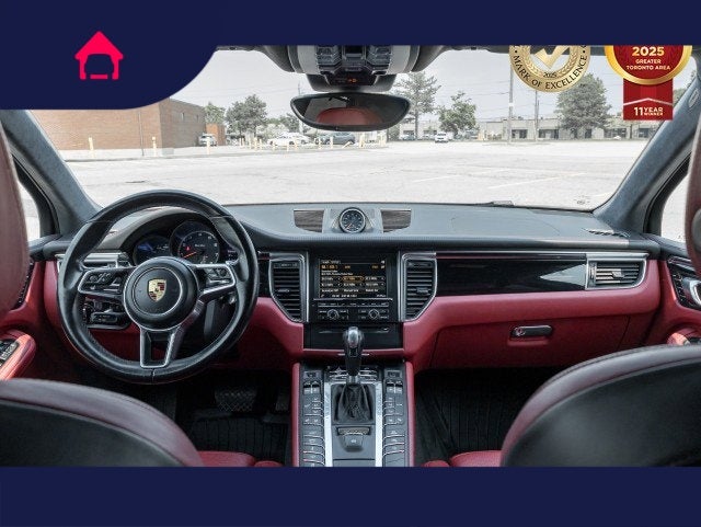 2016 Porsche Macan
