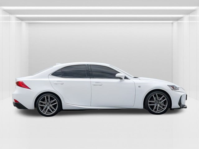 2017 Lexus IS