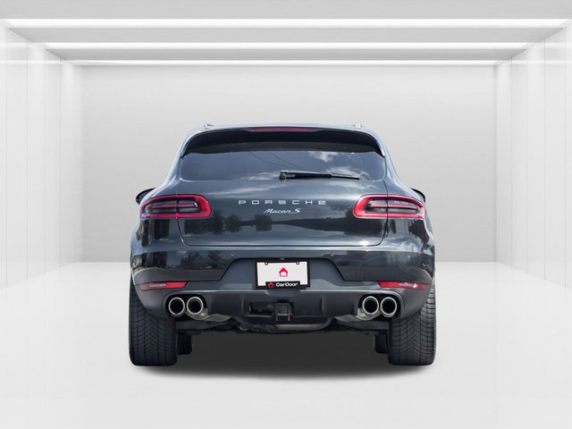 2016 Porsche Macan
