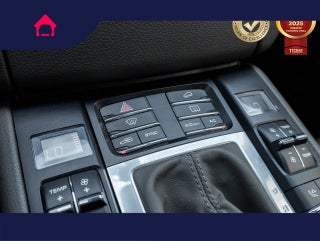 2016 Porsche Macan