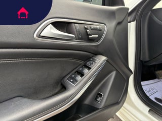 2016 Mercedes-Benz CLA