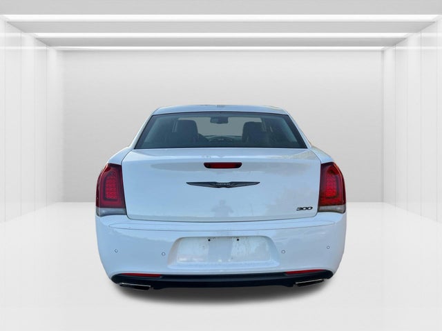2023 Chrysler 300