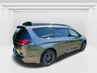2022 Chrysler Pacifica