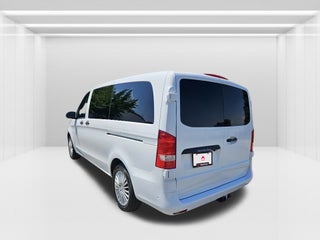 2017 Mercedes-Benz Metris Passenger Van