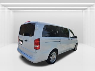 2017 Mercedes-Benz Metris Passenger Van