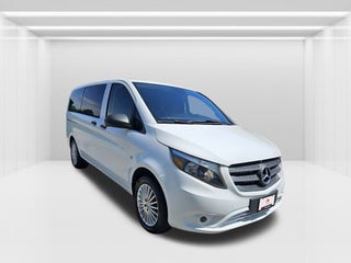 2017 Mercedes-Benz Metris Passenger Van