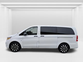 2022 Mercedes-Benz Metris Passenger Van