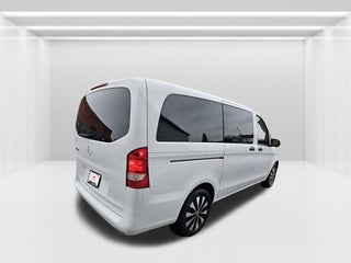 2022 Mercedes-Benz Metris Passenger Van